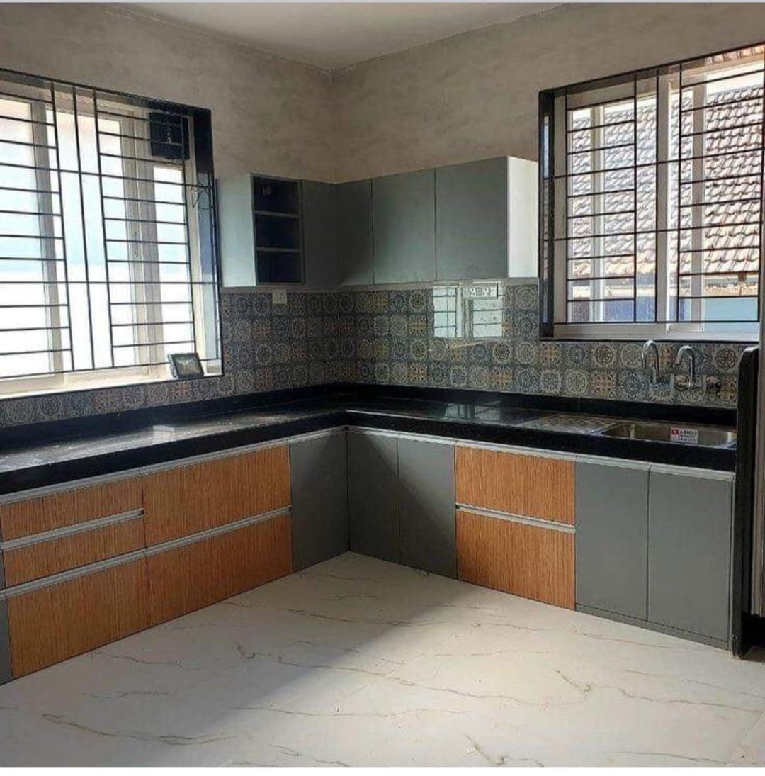 Contemporary Kitchen